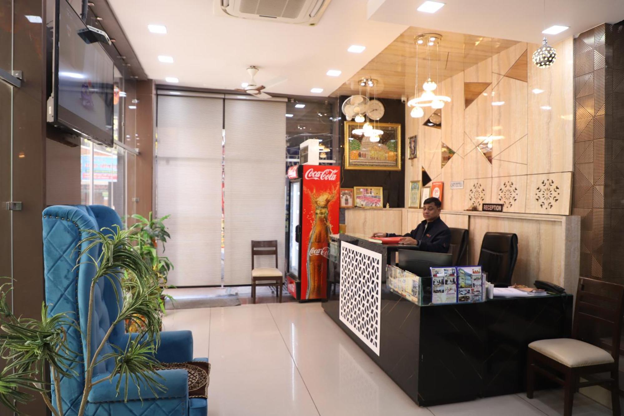 米塔尔酒店 阿杰梅尔 外观 照片